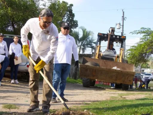 Realizan Jornada de Salud y Contacto Social en la Colonia Adriana González