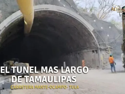 Con 1.8 kilómetros de longitud, el túnel de la nueva carretera Mante-Ocampo-Tula está próximo a inaugurarse, con un 70% de avance en su construcción. Impacto en Comercio y Turismo Esta vía facilitará el comercio y el turismo entre Tamaulipas y estados como Guanajuato, Aguascalientes y San Luis Potosí. La construcción de esta infraestructura es un paso significativo para la conectividad regional. Inversión y Beneficios Esperados La obra, que llevará el nombre de Américo Villarreal Guerra, ha requerido una inversión de ocho mil millones de pesos. Se estima que permitirá el tránsito de más de cinco mil vehículos diarios. Se espera que este túnel impulse la economía estatal y nacional al mejorar la conectividad con el sur de Tamaulipas.