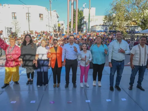 Disfrutan Más de 5,000 Personas del Carnaval Familiar en el 17 Te Quiero Más