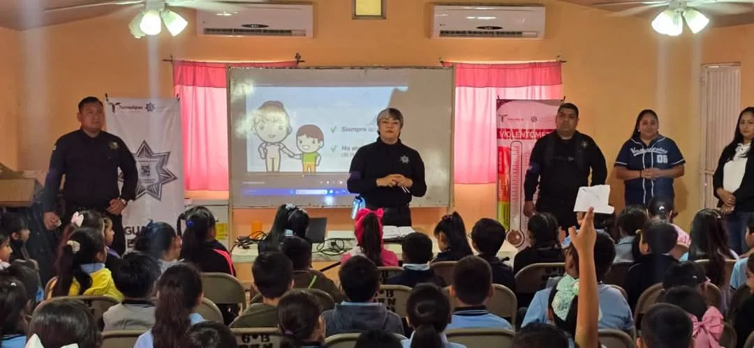 Guardia Estatal de Género imparte taller contra violencia familiar y de género en primaria de Matamoros