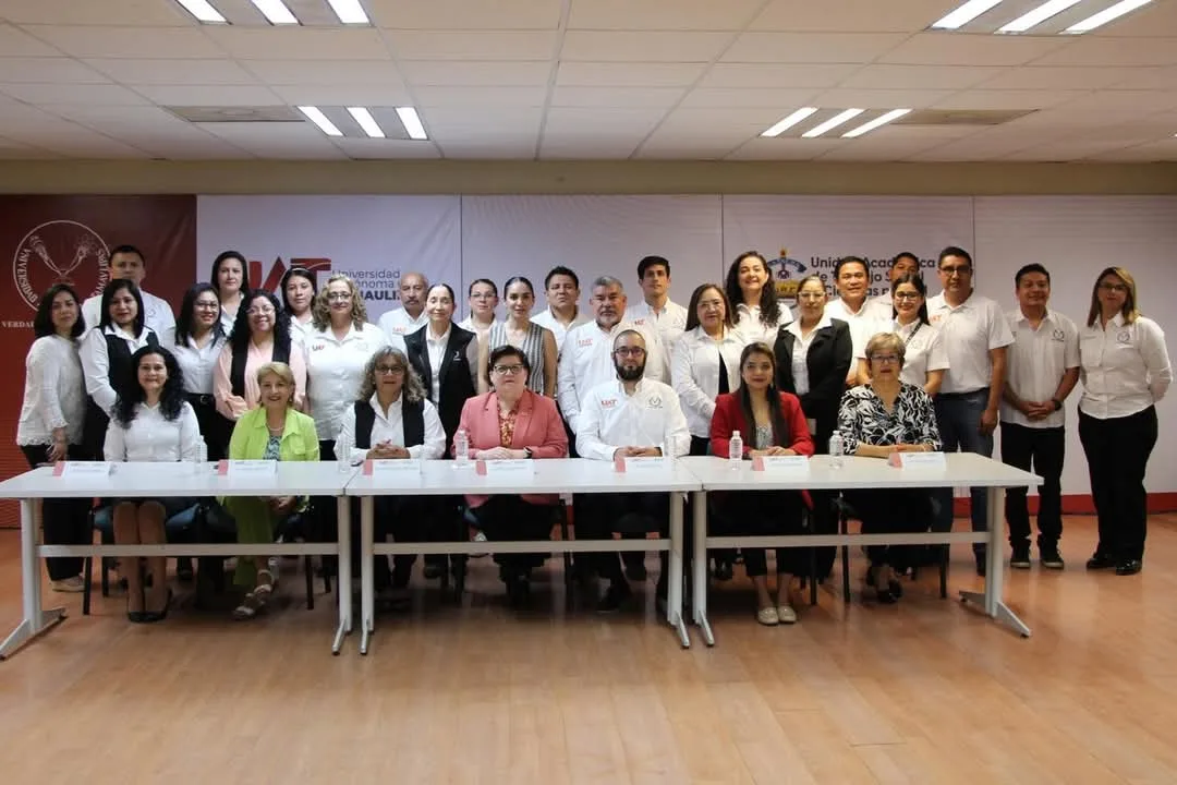 La UAT realizó jornada de evaluación para reacreditar la carrera de Trabajo Social