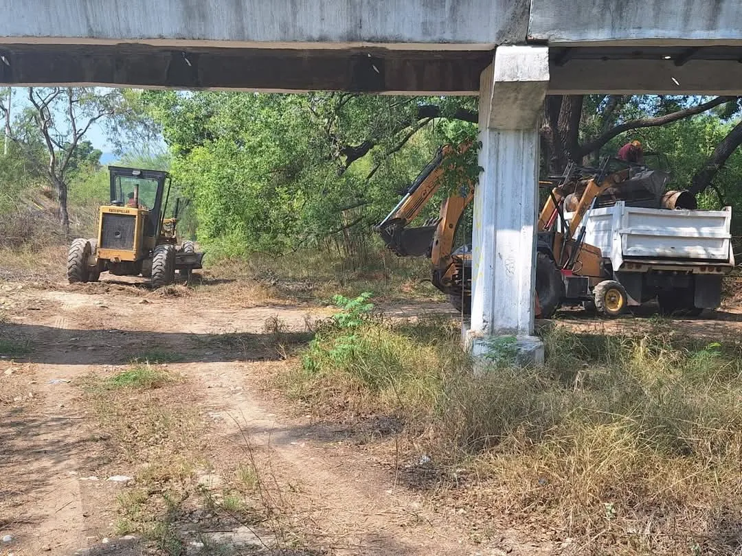 Inicia Municipio reconstrucción de puentes peatonales