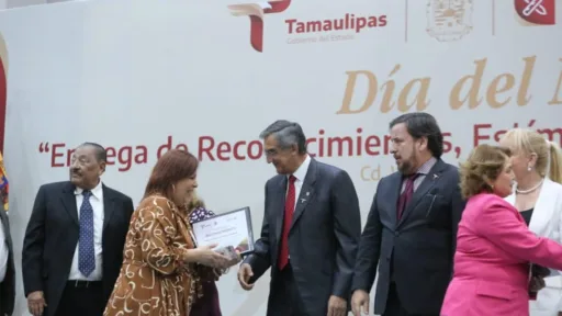 Américo Villarreal destaca que el magisterio es el eje y futuro del país