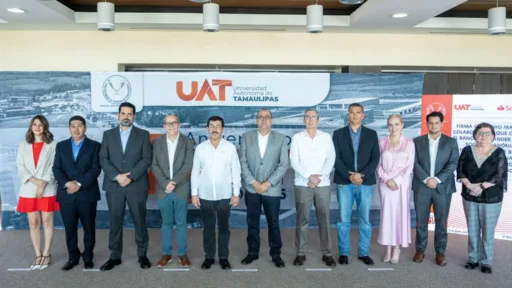 Fortalece la UAT y Banco Santander su apoyo a la educación superior