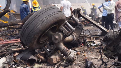 Air India Accidente: Encuentran Único Sobreviviente del Avionazo