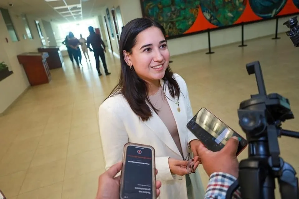 La diputada Katalyna Méndez Cepeda pide mayor transparencia en las sesiones de cabildo de Tamaulipas