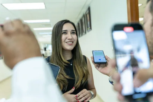 Diputada Katalyna Méndez pide regular operativo de grúas en hospitales sin afectar a la ciudadanía