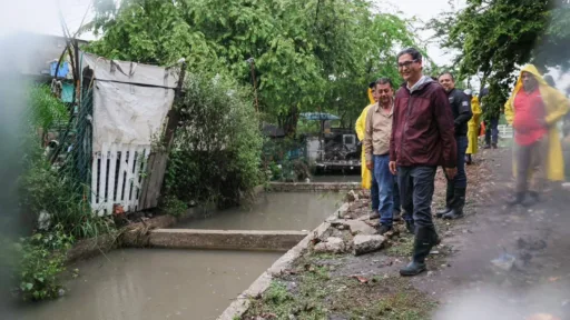 Erasmo González Supervisa Drenes Pluviales y Sistema Lagunario en Ciudad Madero
