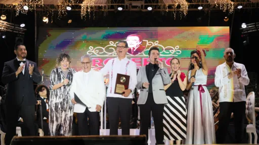 Homenaje a Roberto Cantoral