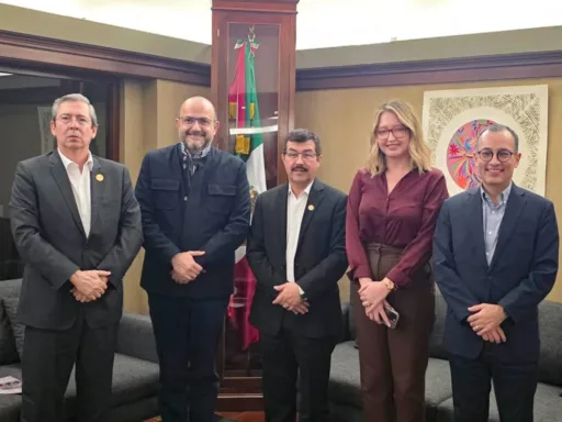 Dámaso Anaya impulsa acuerdos para consolidar a la UAT