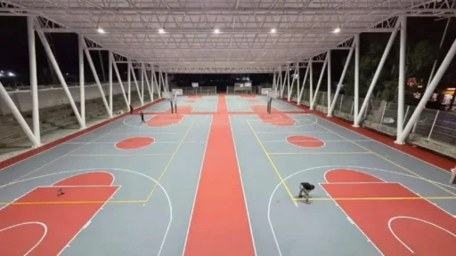 Rehabilitan la cancha de baloncesto en Ciudad Victoria